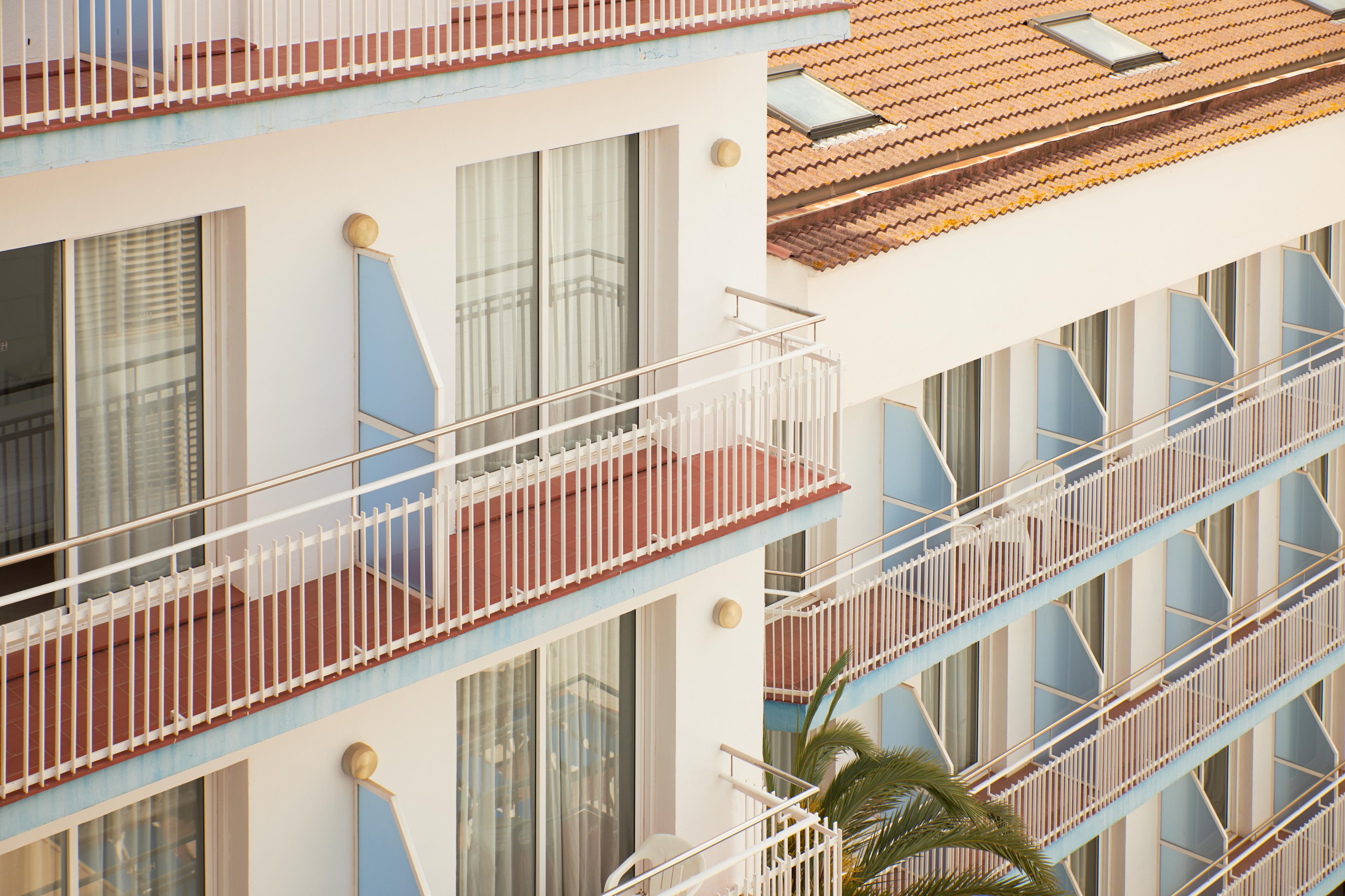 Hotel Miami Calella Bagian luar foto