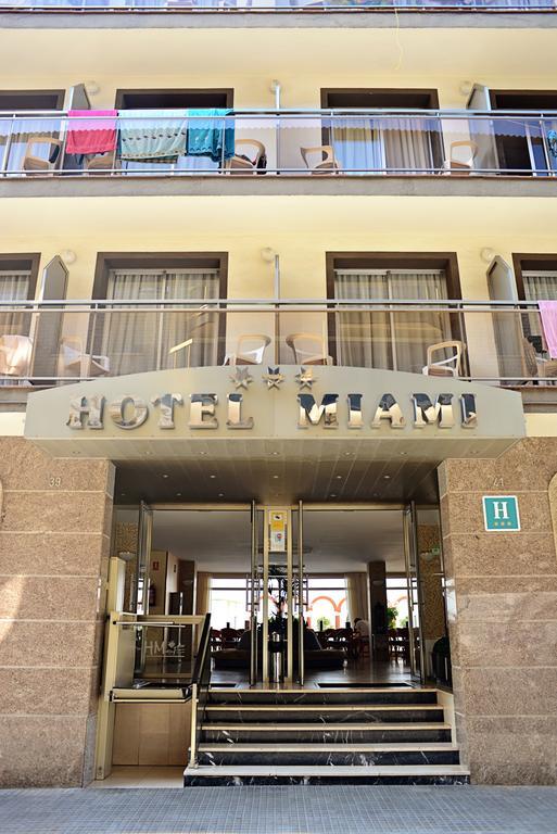 Hotel Miami Calella Bagian luar foto